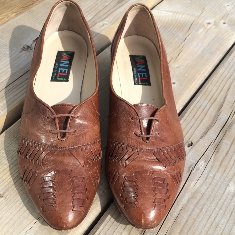 VINTAGE NARROW WOVEN ITALIAN LEATHER LOAFER FLATS